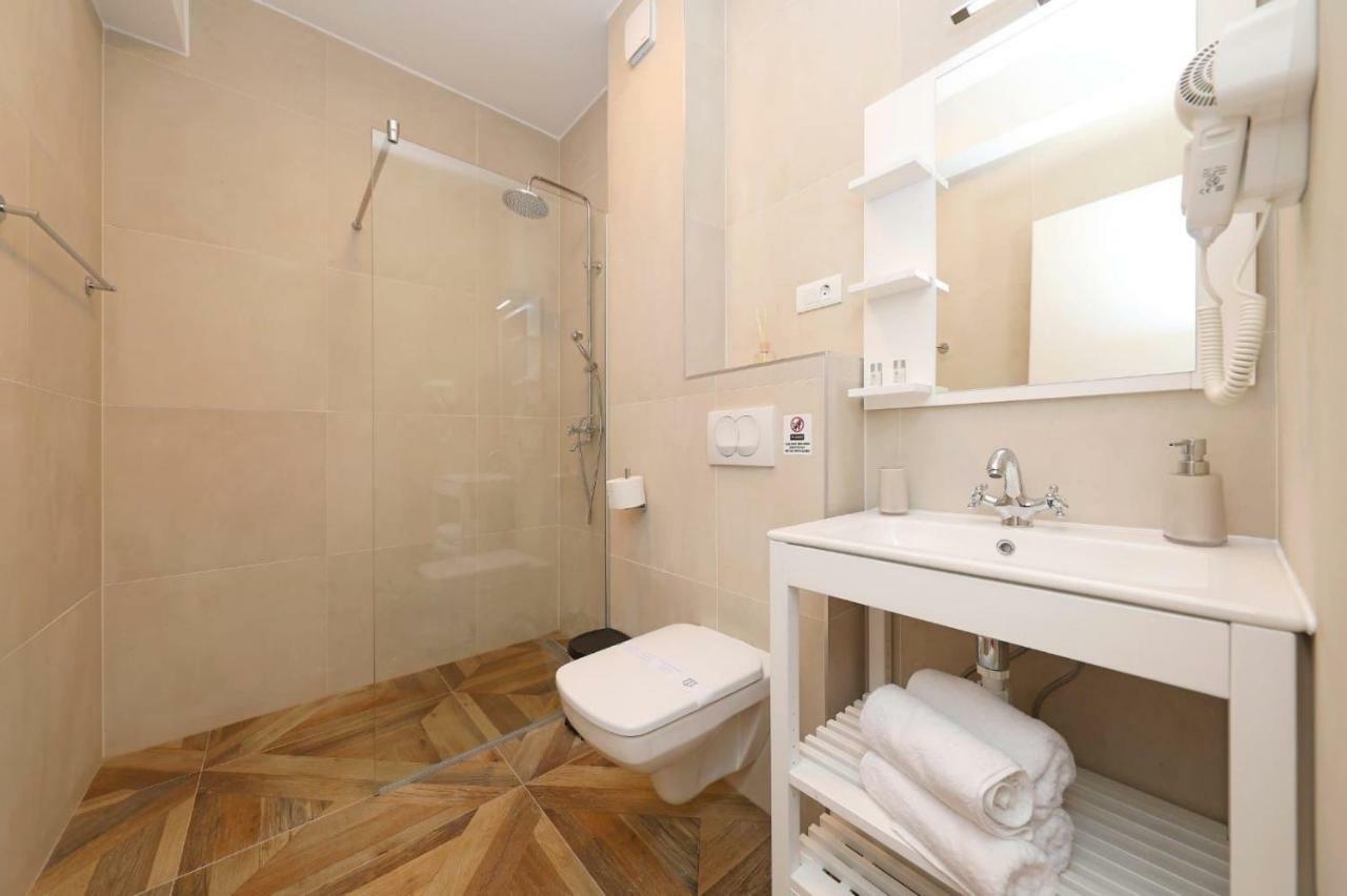 Redstone Luxury Apartments Sveta Nedelja  Kültér fotó
